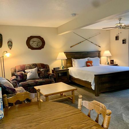 Fox Hollow Inn Bozeman Buitenkant foto